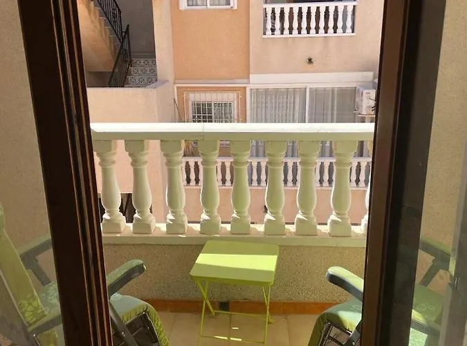 Del Mar 2-bedroom With Swimming Pool *