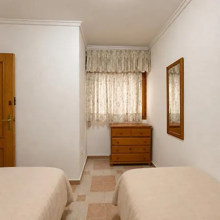 Apartment Del Mar 2-bedroom With Swimming Pool *